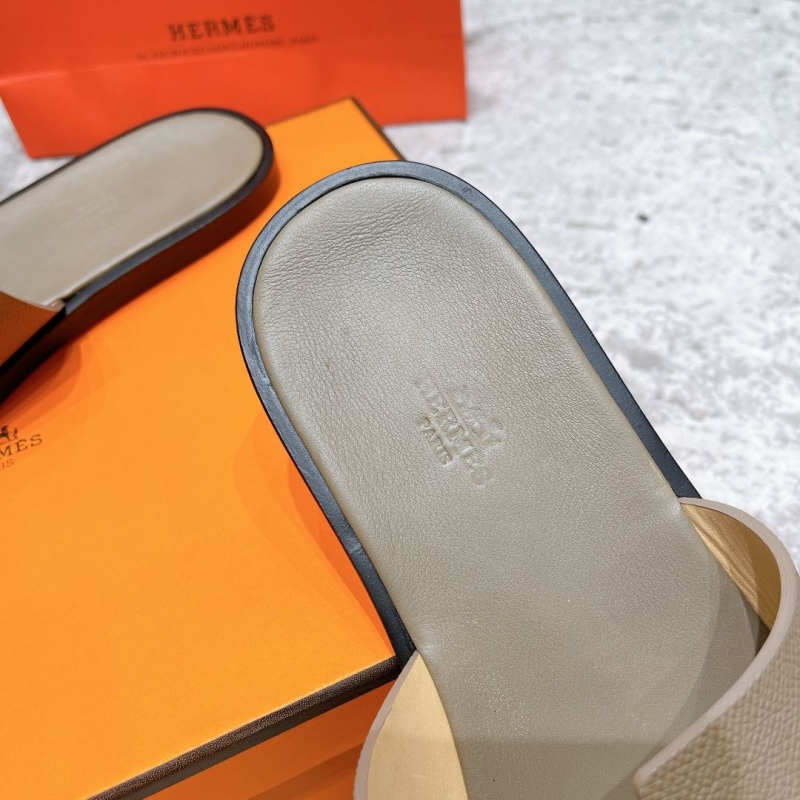 H**me5 slippers